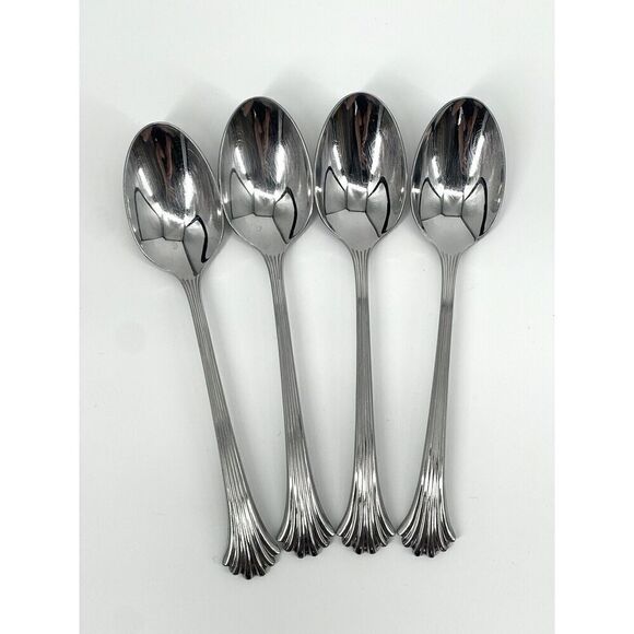 International Silver Tiara Stainless 18/8 Korea Glossy Dinner Spoons Set Of 4 - Picture 1 of 5
